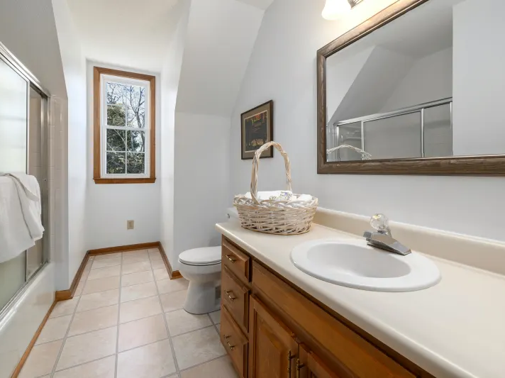 Porcelain tile flooring in a bright Arizona bathroom